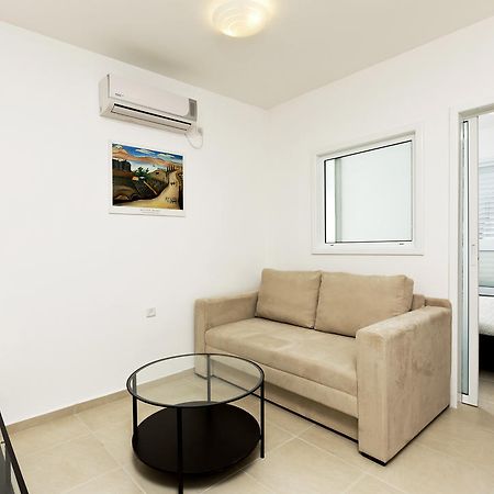 Home4Trip Bat Yam Kamer foto